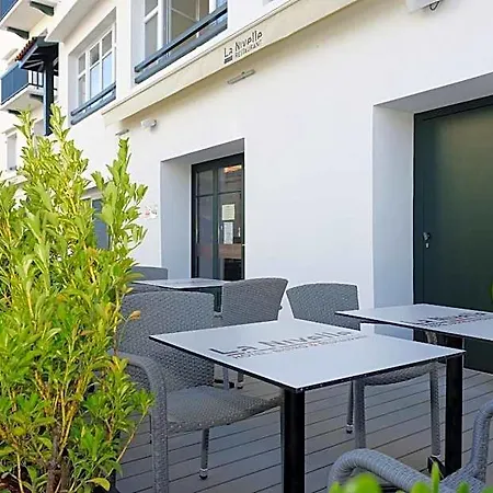 Logis De La Nivelle 3*