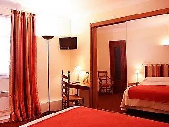 Logis De La Nivelle Hotel 3*