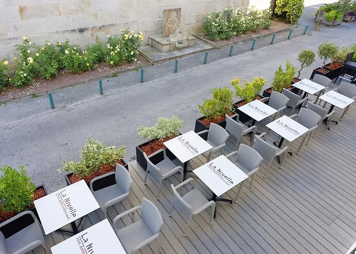 호텔 Logis De La Nivelle 3*