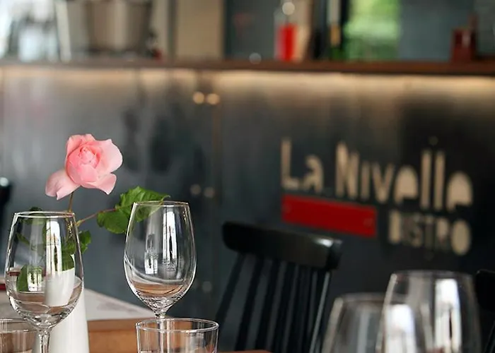 호텔 Logis De La Nivelle 3*